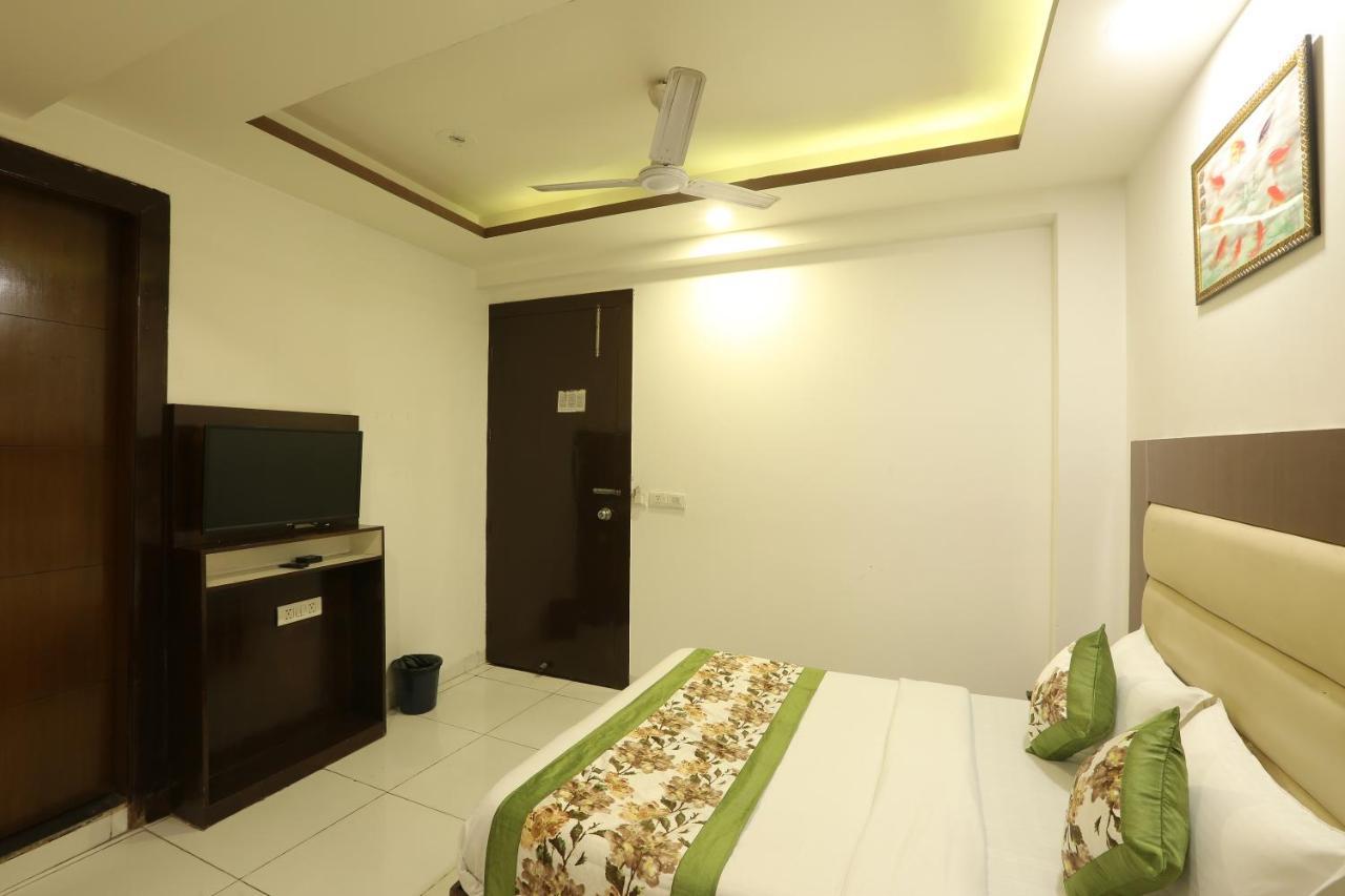 Hotel Qualia Suites At Delhi Airport New Delhi Eksteriør bilde