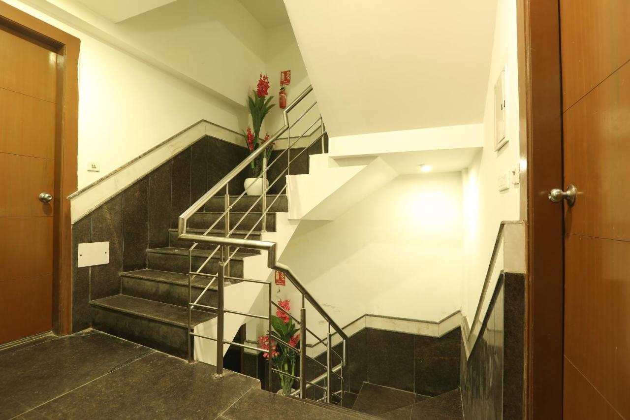 Hotel Qualia Suites At Delhi Airport New Delhi Eksteriør bilde